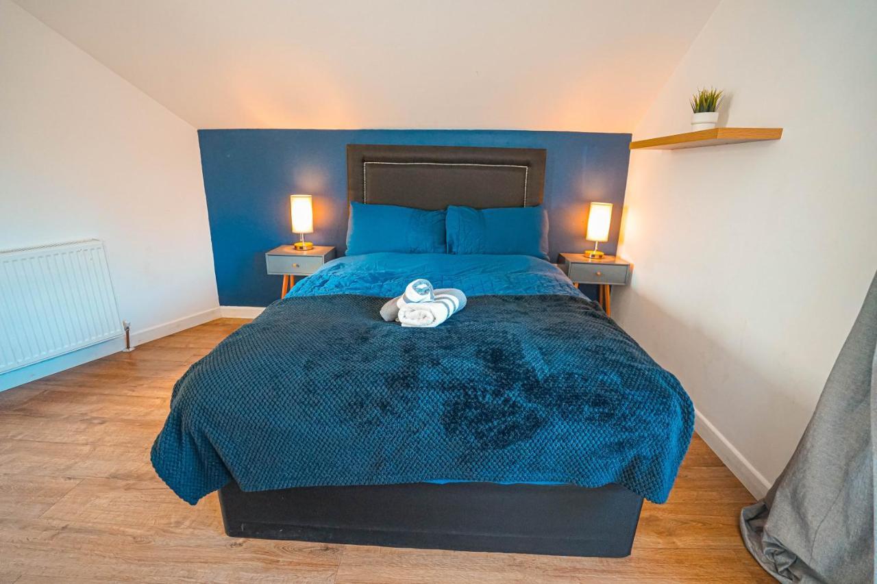 Private And Spacious 2 Bedroom House - Free Parking! Cardiff Exterior photo